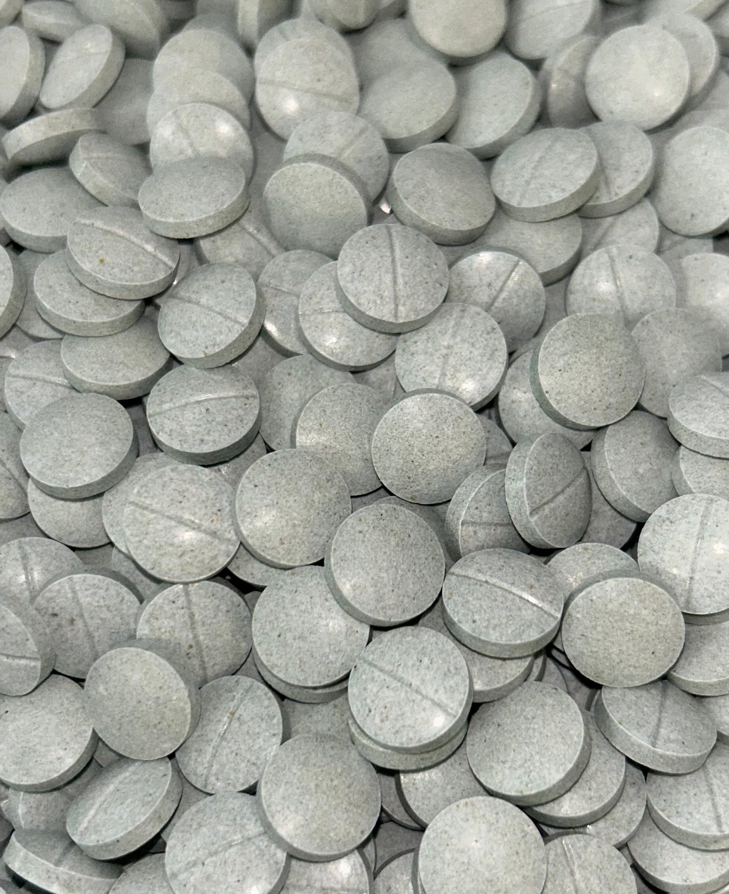 200 Count Blueberry Raz 12mg MGM15 Tabs